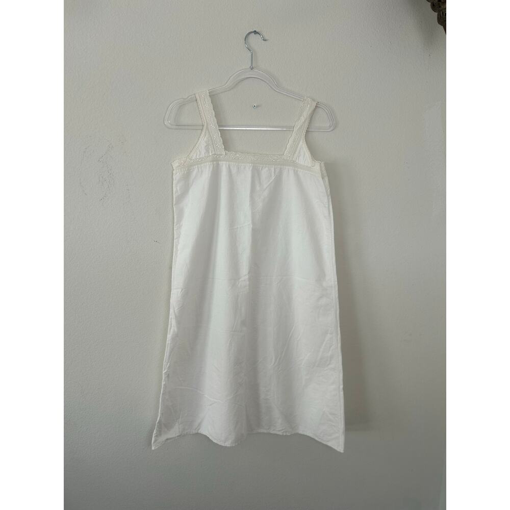 Vintage Cotton Lace Chemice Womens Night gown Medium Embroidered Linen